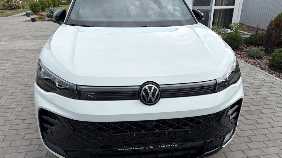 Volkswagen Tiguan L Pro