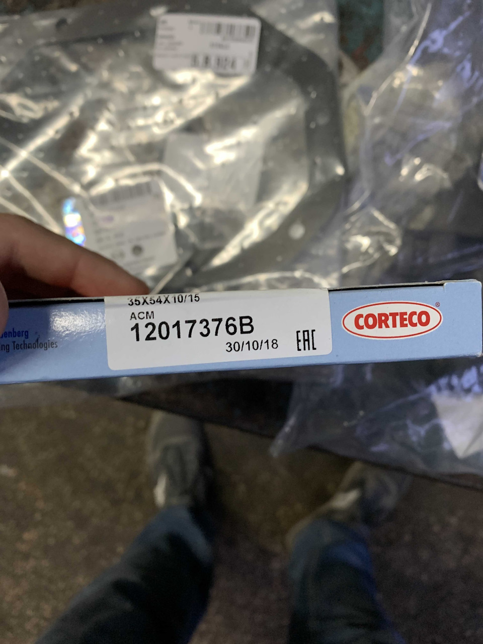 Фото в бортжурнале Opel Corsa D. Запчасти на фото: 12017376B, 1301018PD