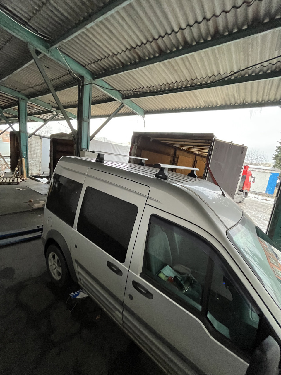Фото в бортжурнале Ford Tourneo Connect (1G)