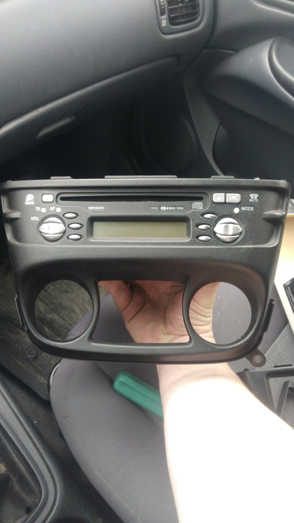 Виновник всех страданий. — Nissan Almera II (N16)