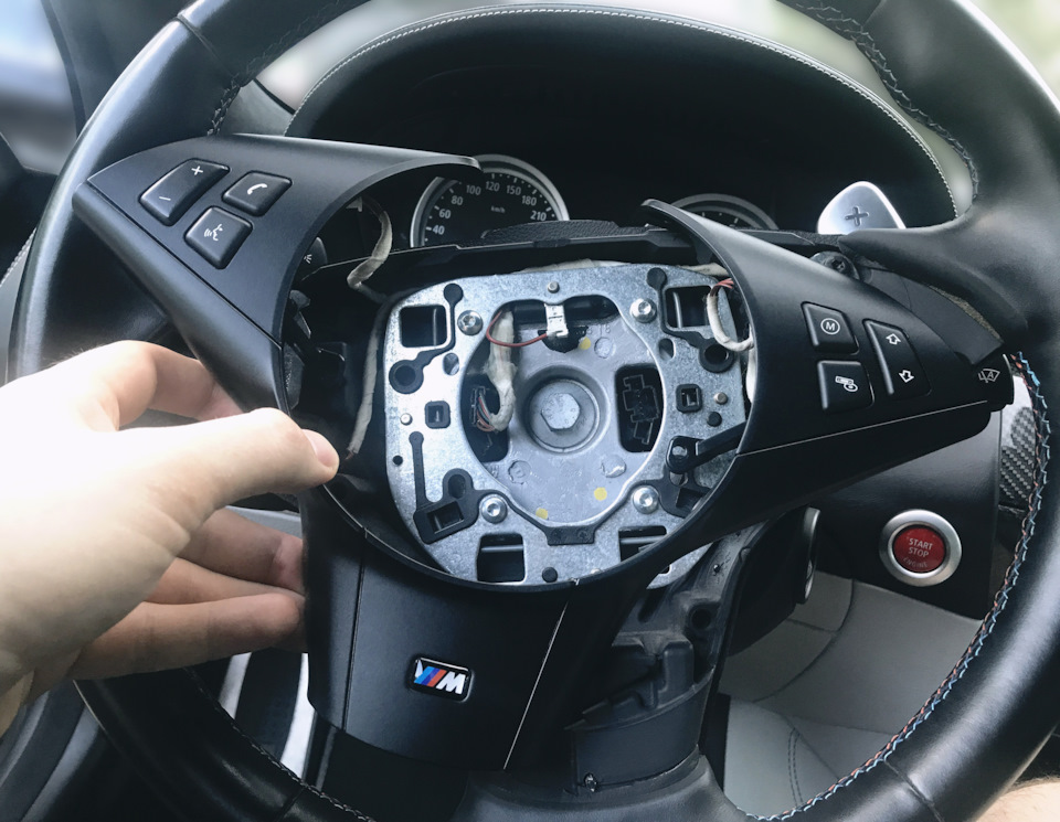 …и снимаем накладку — BMW M6 (E63)