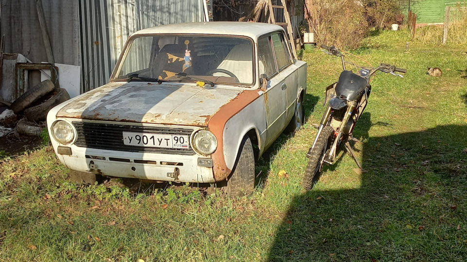Lada 2101 Белая (гоRЯчка) 1.6