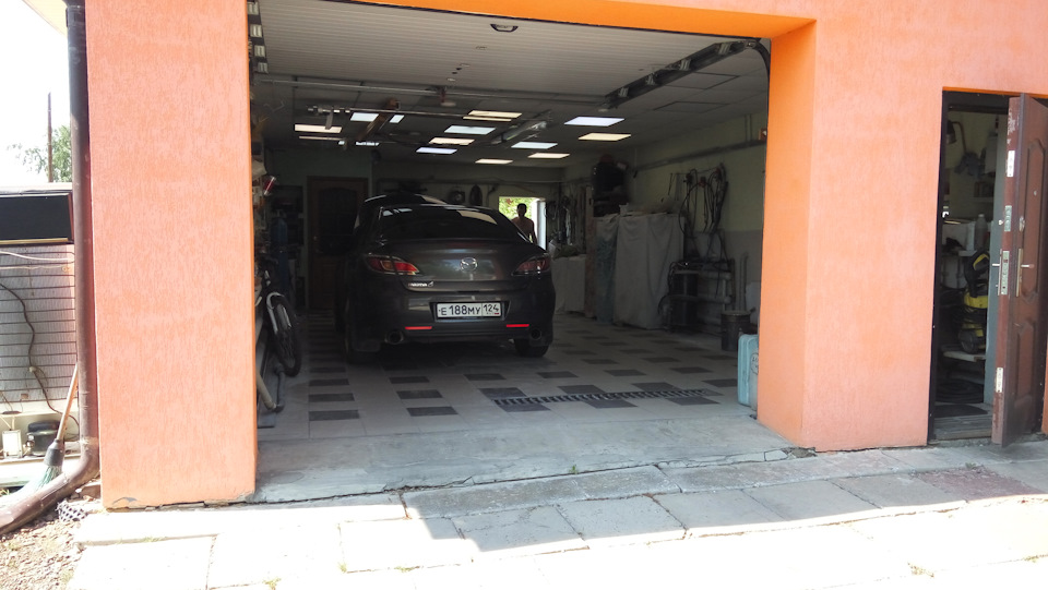Загнали в гараж — Mazda 6 (2G) GH