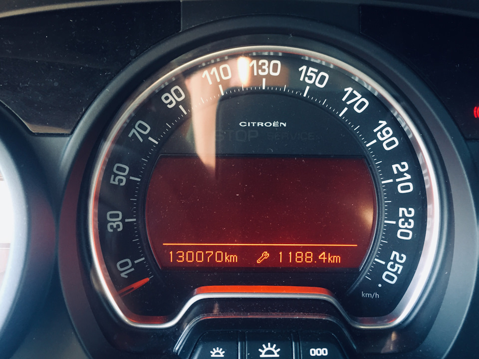 Немного перекатал. — Citroen C5 (2G). Запчасти на фото: B11884