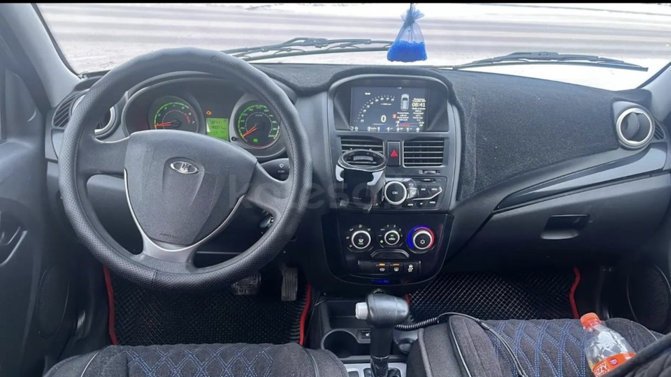 Lada Калина Хэтчбек