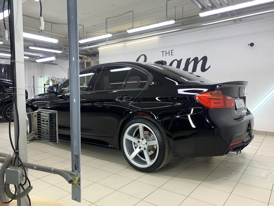 Фото в бортжурнале BMW 3 series (F30)