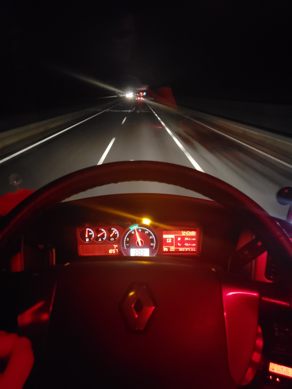 Фото в бортжурнале Renault Magnum