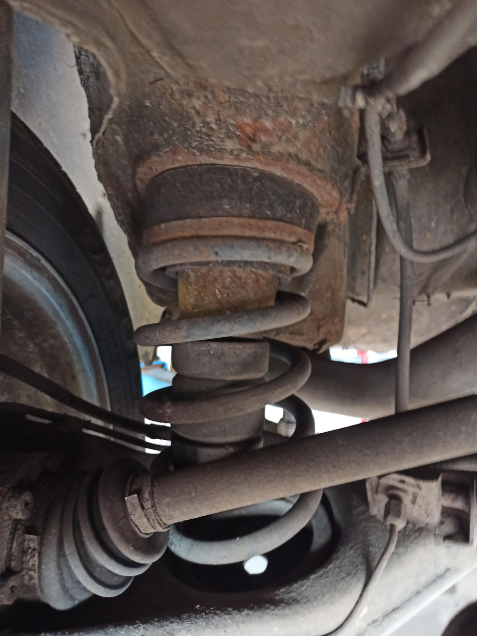 Фото в бортжурнале Ford Scorpio I