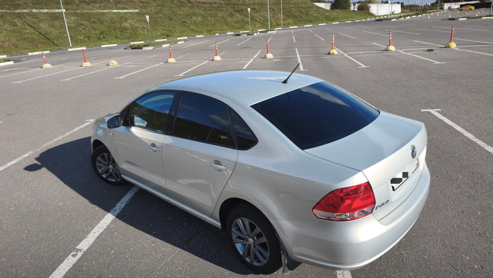 Народный автомобиль — Volkswagen Polo Sedan