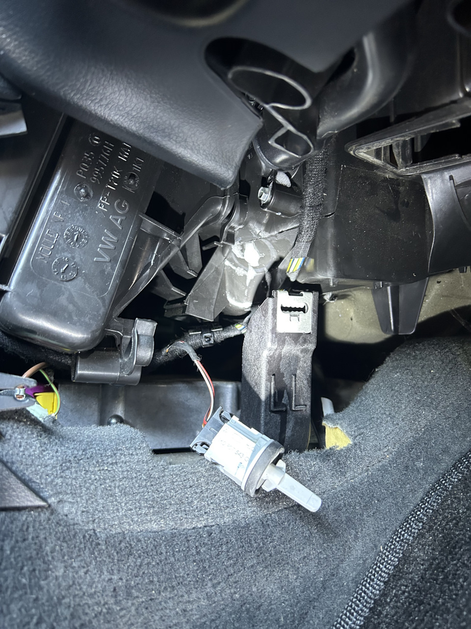 Фото в бортжурнале Audi Q3 (1G). Запчасти на фото: P0350