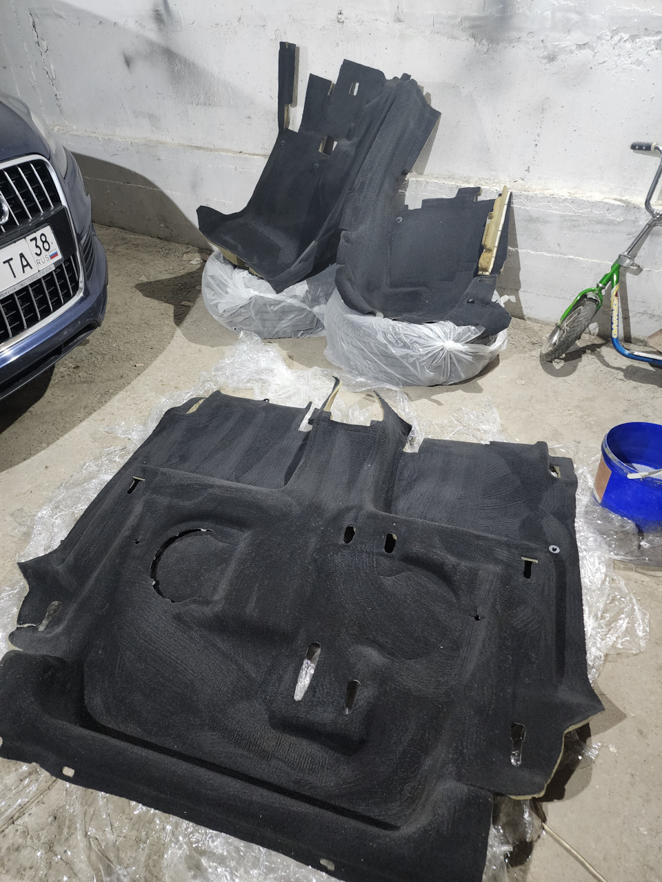 Новый ковер — Audi Q7 (1G)