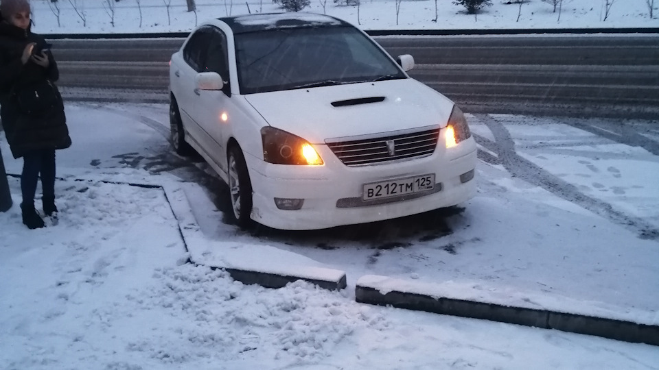 Toyota Premio 4 wd