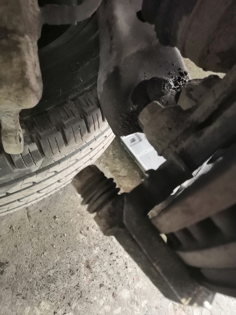 вот в этом) — Chevrolet Captiva (1G)