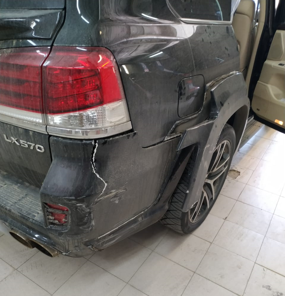 Фото в бортжурнале Lexus LX (URJ200/URJ201)