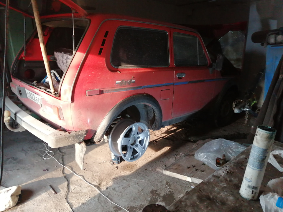 Примерили — Lada 4x4 3D