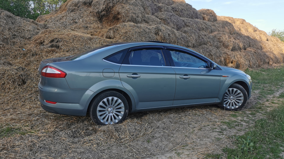 Ford Mondeo Titanium-X