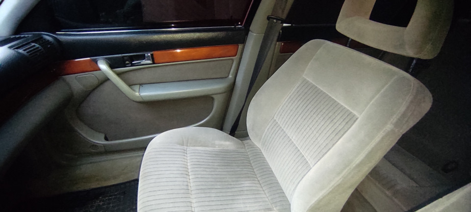 Фото в бортжурнале Audi 100 (C4)