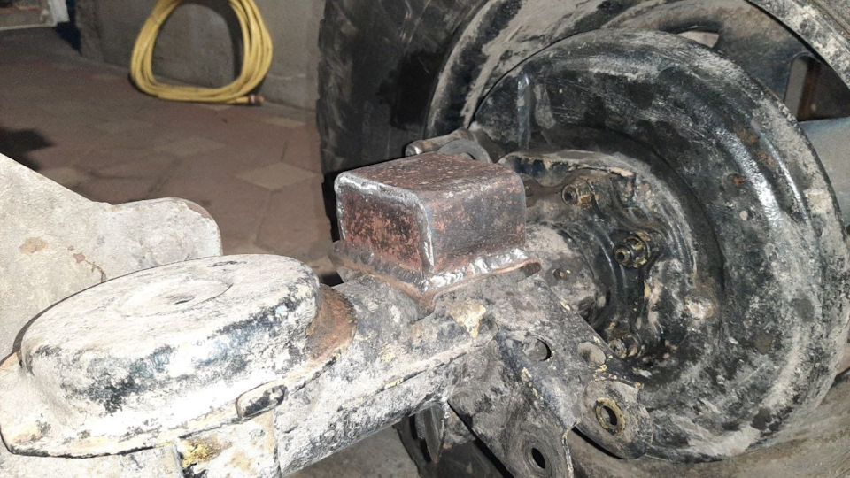 Фото в бортжурнале Nissan Patrol GR I (Y60)