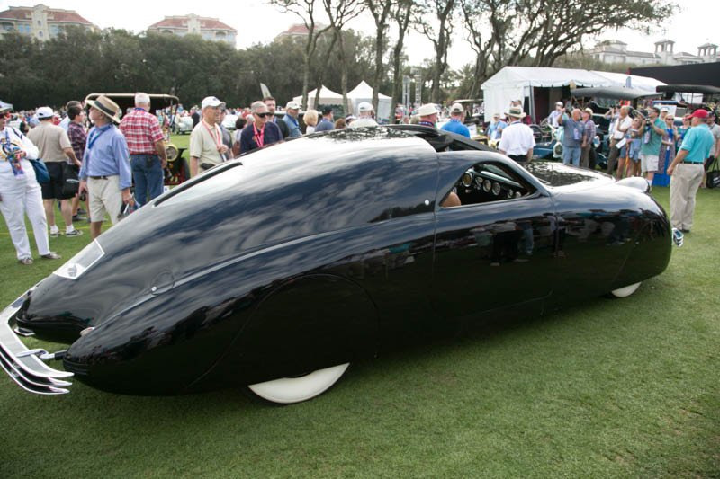 PHANTOM CORSAIR (1938). The Flying Wombat, показанный в восхитительной комедии 1938 года Молод сердцем. Я думаю, можно с уверенностью сказать, что он повлиял на автомобили будущего и последующие фантастические фильмьі. — Honda Clarity
