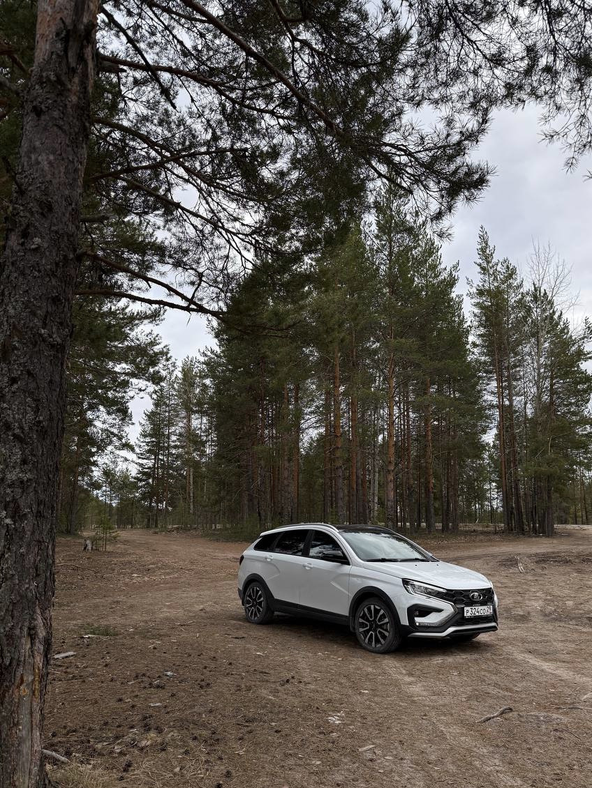 Машина, трасса, май — Lada Vesta SW Cross (NG) бензин, 1,8 л, 2024