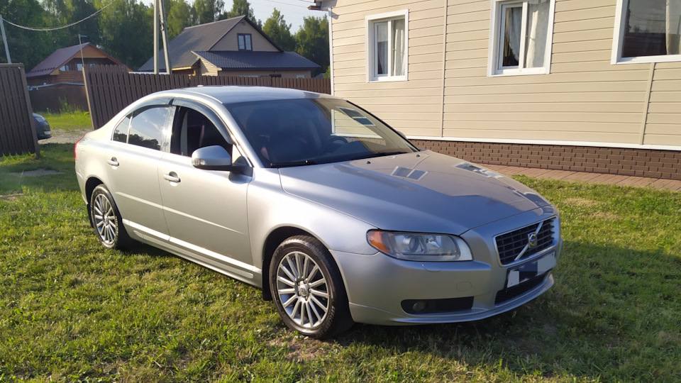 Volvo S80
