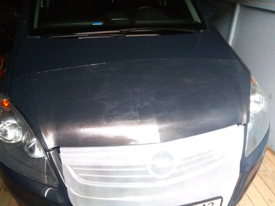 Вид спереди. — Opel Zafira B