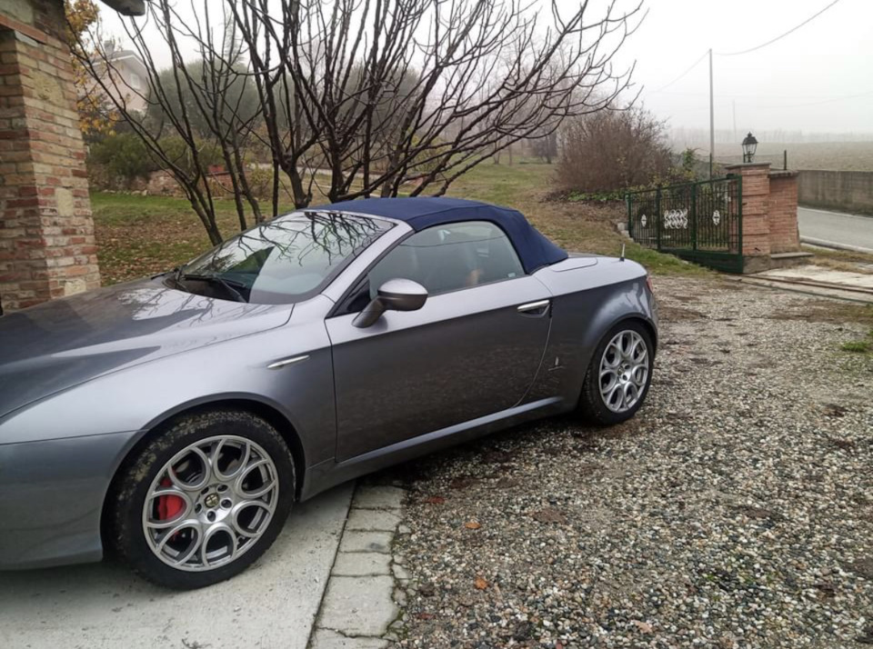 Фото в бортжурнале Alfa Romeo Spider (939)