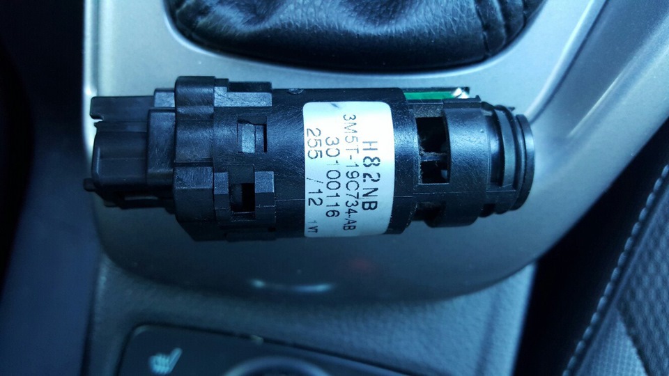 Photo from the logbook Ford Focus Sedan III. Found on photo: 3M5T19C734AB
