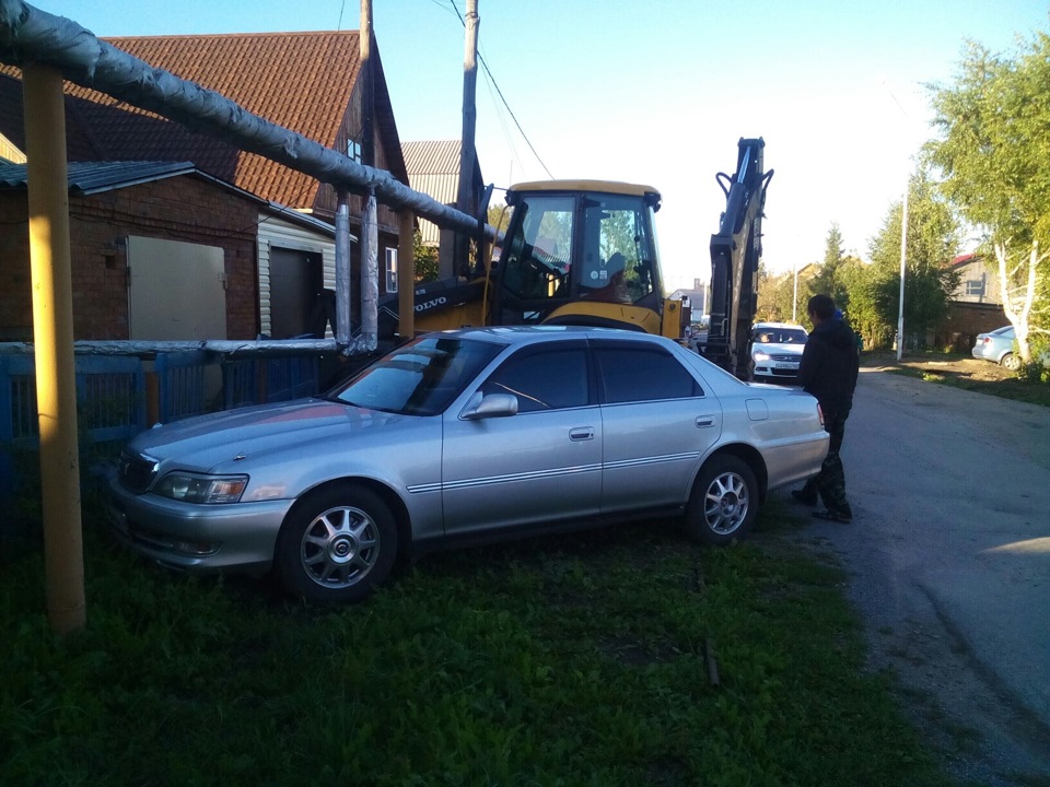 Фото в бортжурнале Toyota Cresta (100)