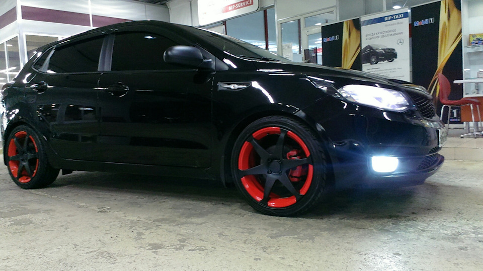 Фото в бортжурнале KIA Rio 5-door (3G). Запчасти на фото: 9200800