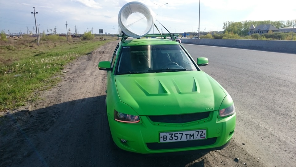 раз — Lada Приора седан