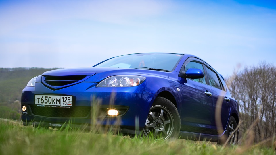 Mazda Axela Синяя AlphA