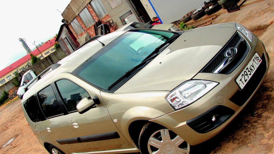 Lada Largus The Roads Ship