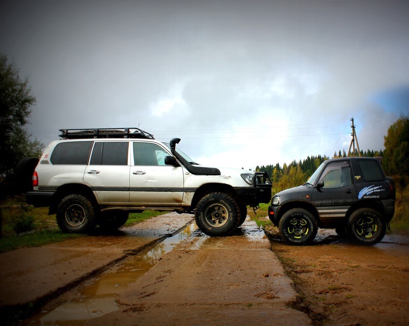 Фото в бортжурнале Toyota RAV4 (I)