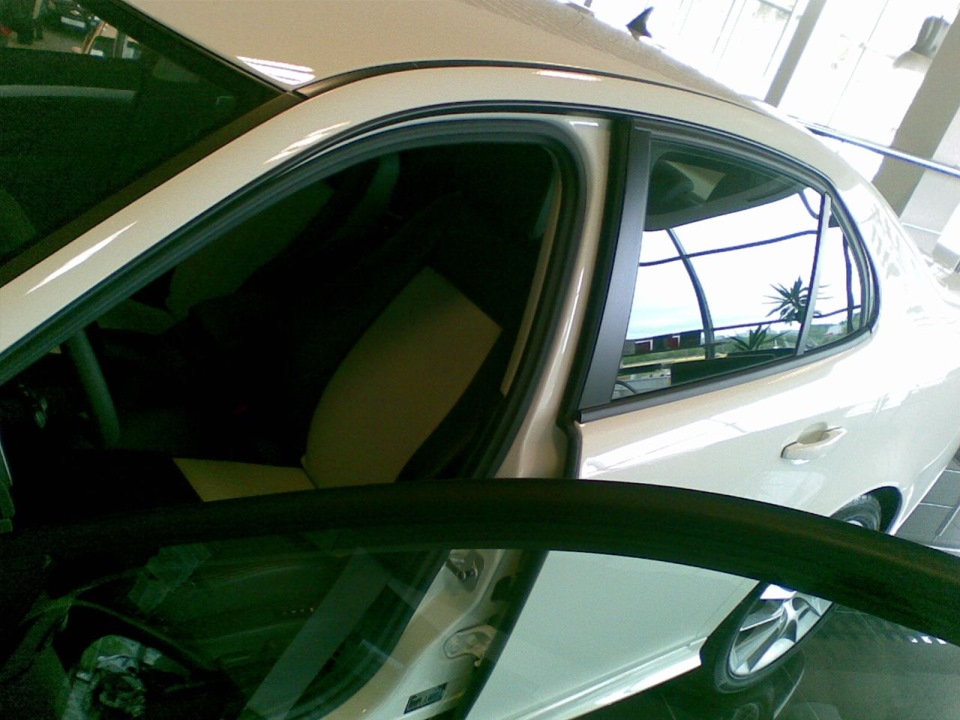 Попросил открыть мне его — Saab 9-3 (2G)