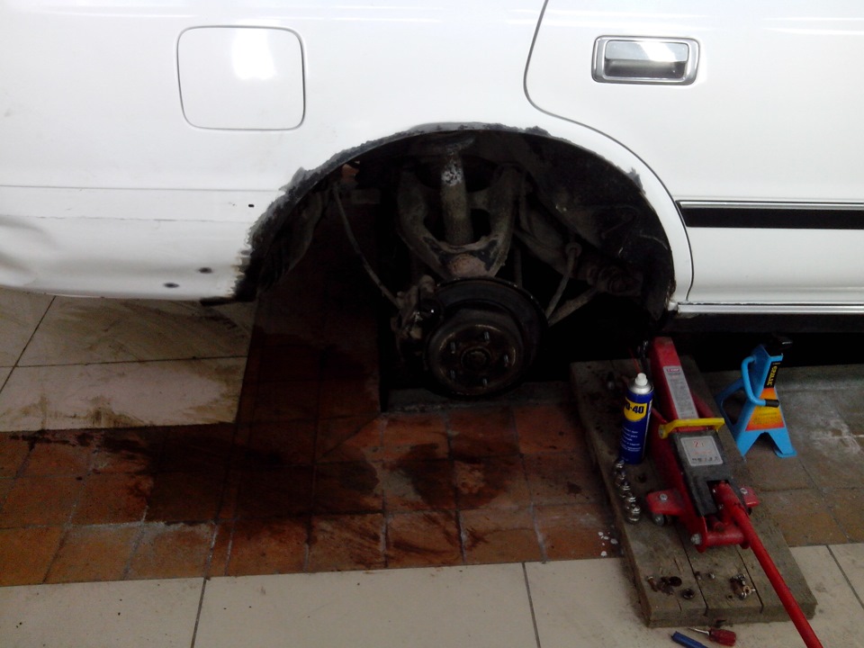 Фото в бортжурнале Toyota Mark II (80)