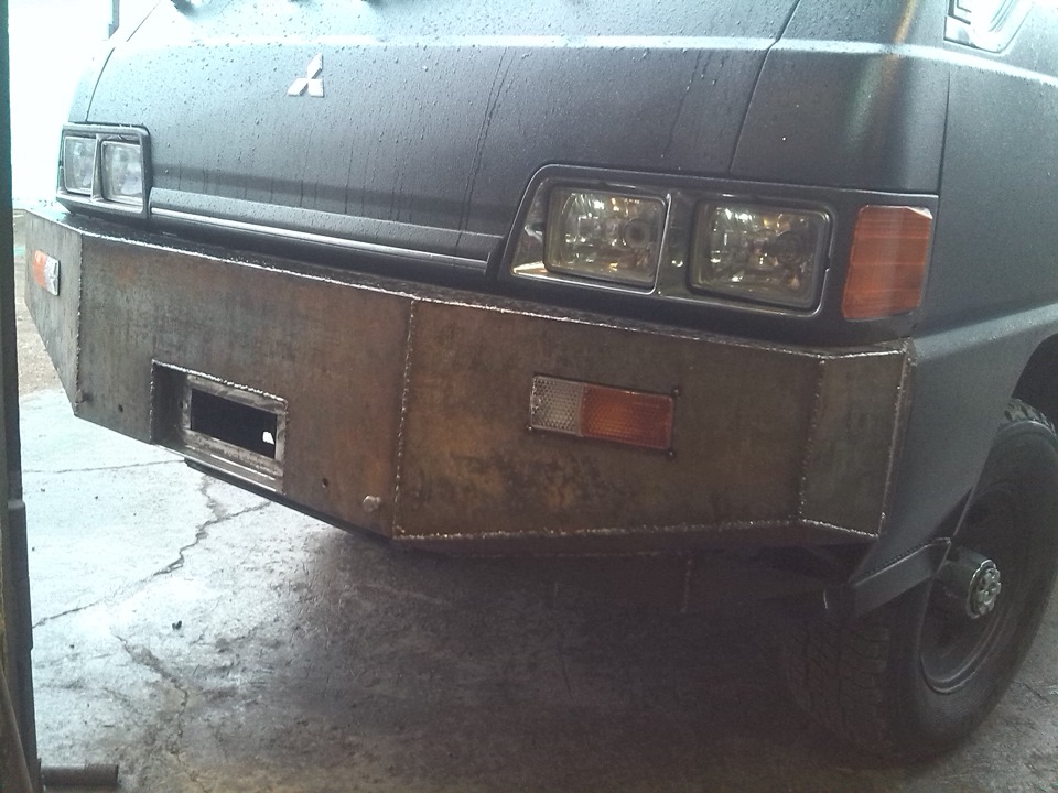 Фото в бортжурнале Mitsubishi Delica (P35W)