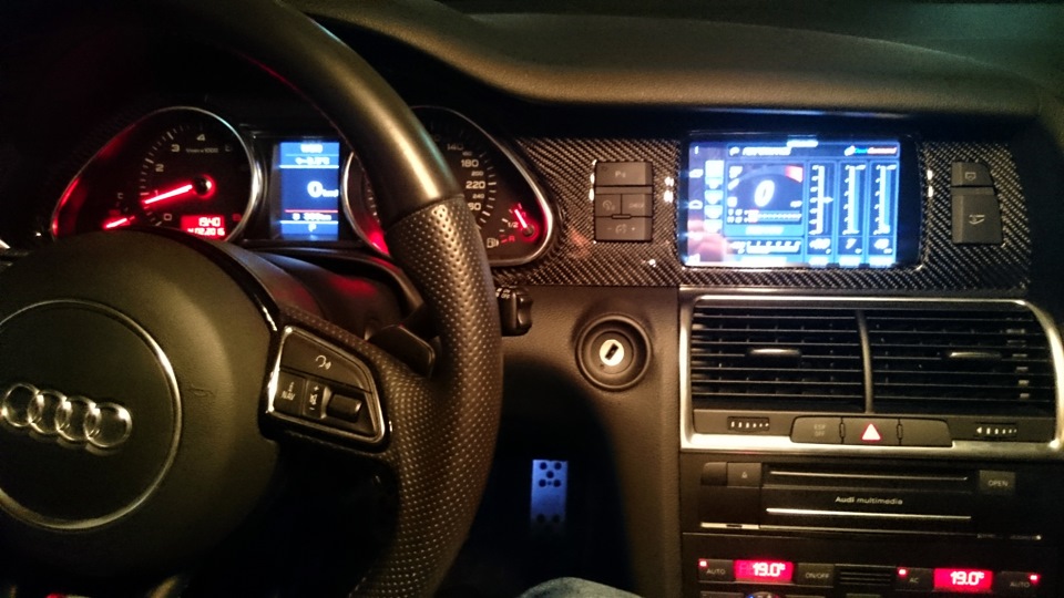 Фото в бортжурнале Audi Q7 (1G)