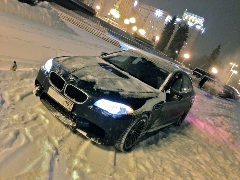 Фото в бортжурнале BMW M5 (F10)