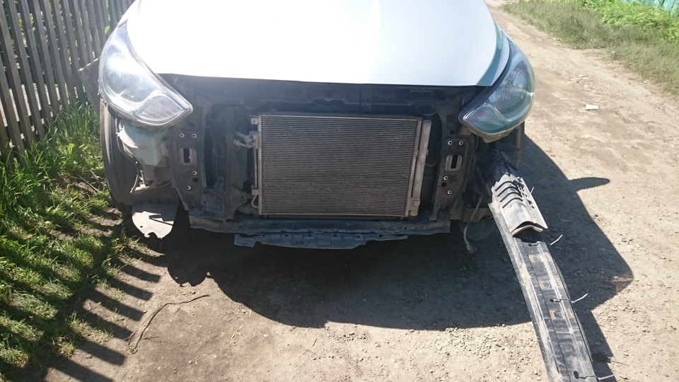 Разорана — Hyundai Solaris (1G)