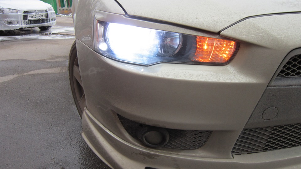 Mitsubishi Lancer intens+ 2.0L