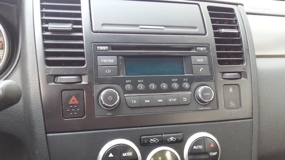 Фото в бортжурнале Nissan Tiida (1G)
