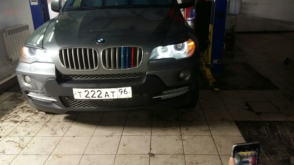 Фото в бортжурнале BMW X5 (E70)