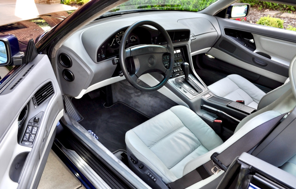 Photo from the logbook BMW 8 series (E31)