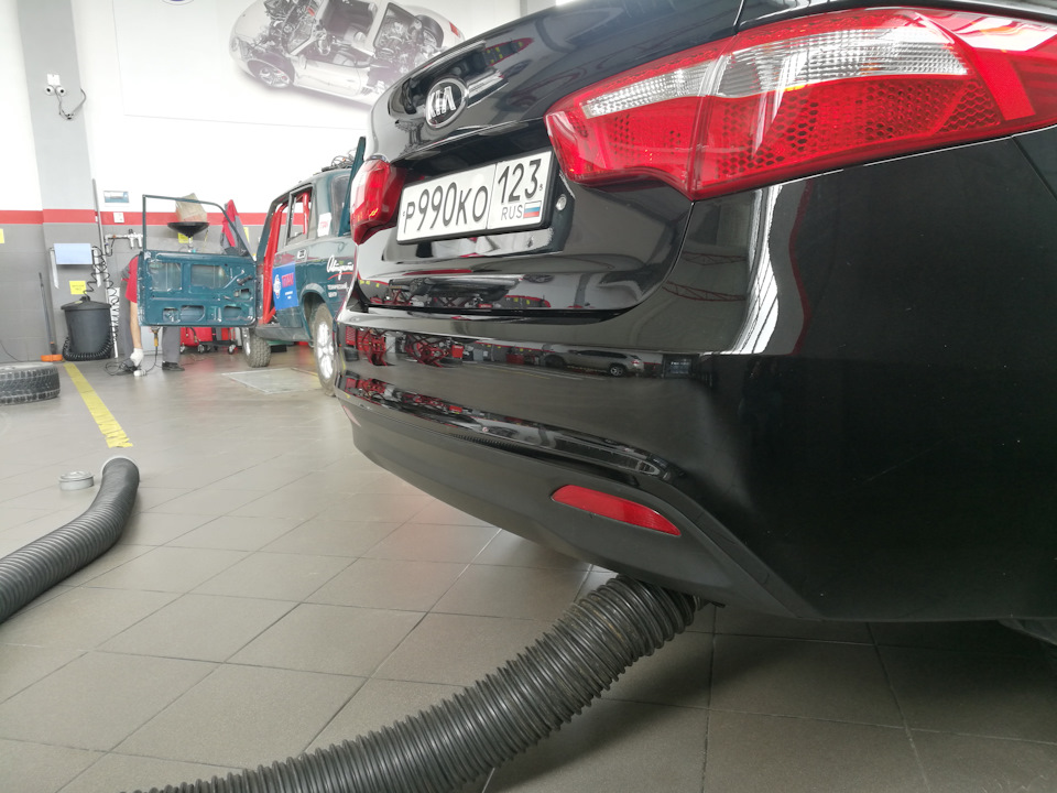 Подключили трубу для выхлопа. — KIA Rio (3G)