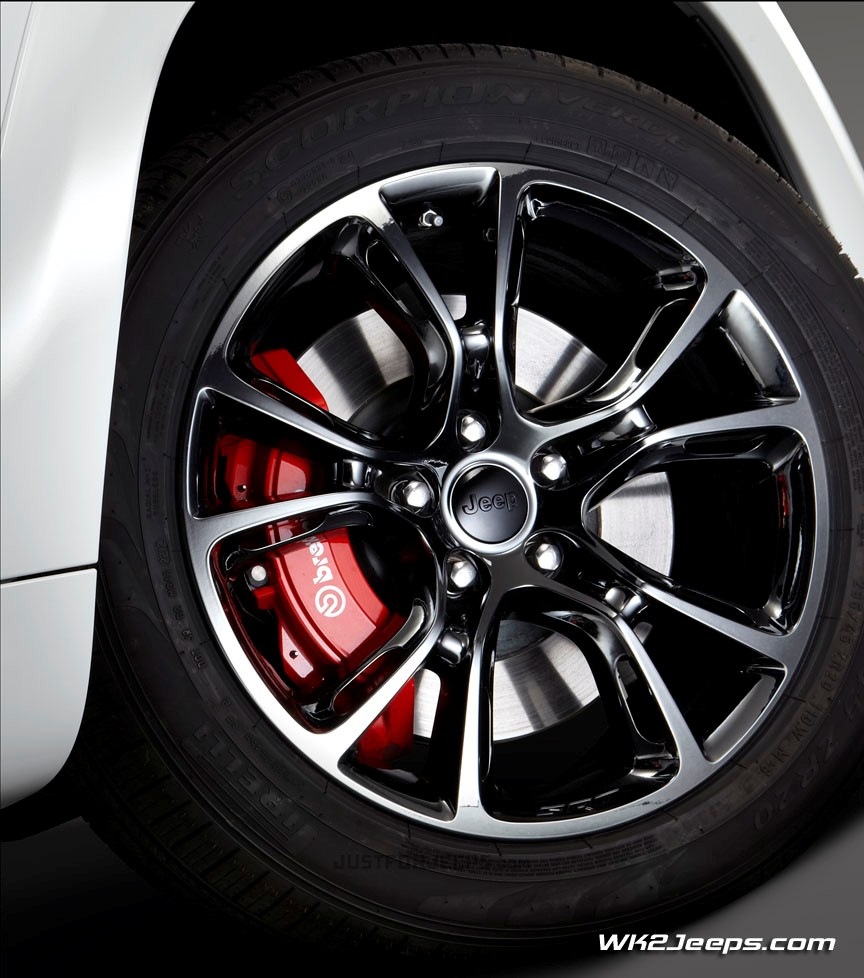 Фото в бортжурнале Jeep Grand Cherokee SRT-8 (WK2)