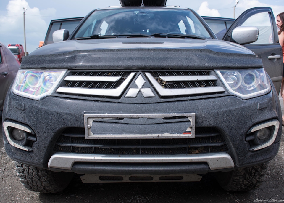 Кто еще сомневается в установки сетки. — Mitsubishi Pajero Sport (2G)