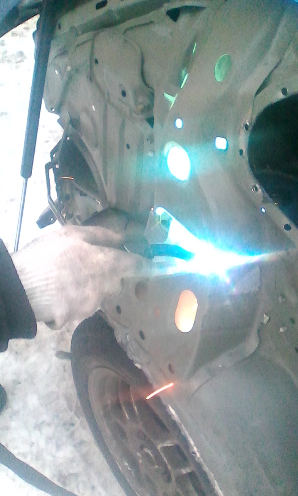 Фото в бортжурнале Toyota Corolla (100)