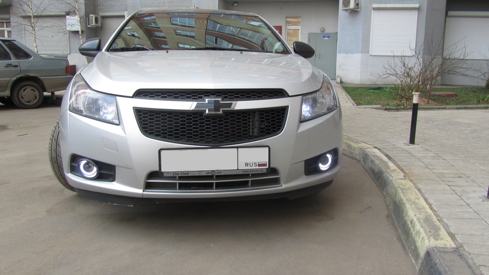 Ангельские глазки — Chevrolet Cruze (1G)