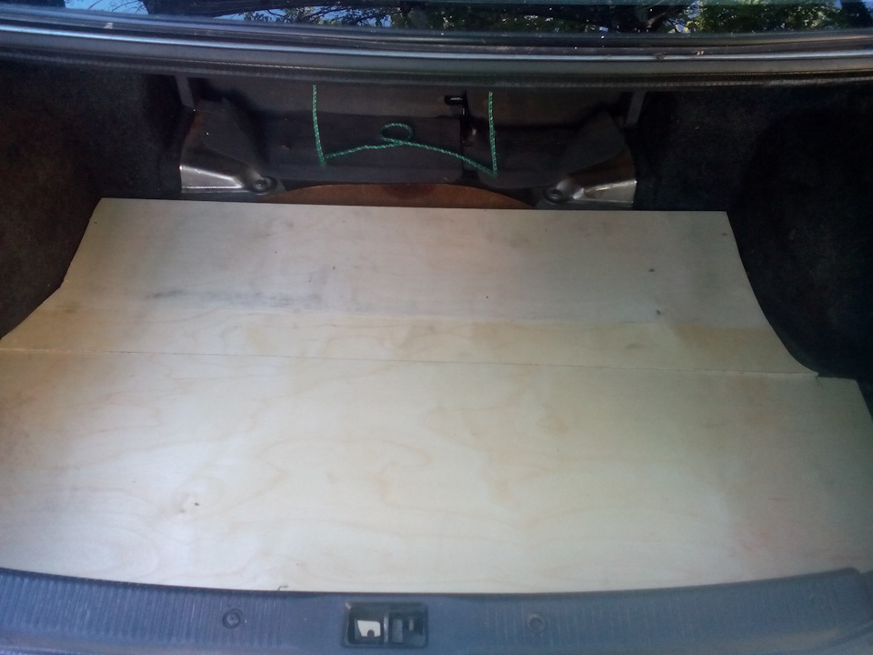Photo from the logbook Nissan Almera II (N16)
